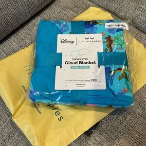 Disney Little Sleepies Cloud Blanket